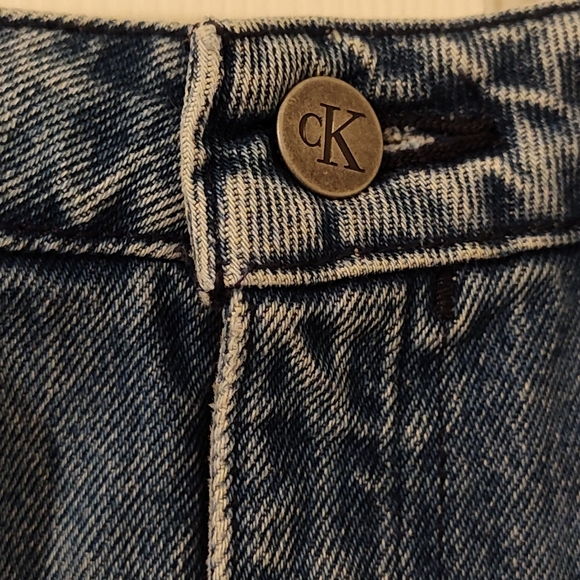 Calvin Klein Jeans Mini Denim Jean Skirt, Size Medium Wash Blue, 100% Cotton - Picture 4 of 10